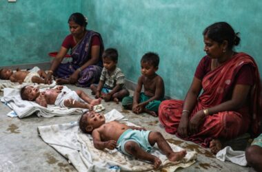 Mothers with babies in hospital during measles outbreak